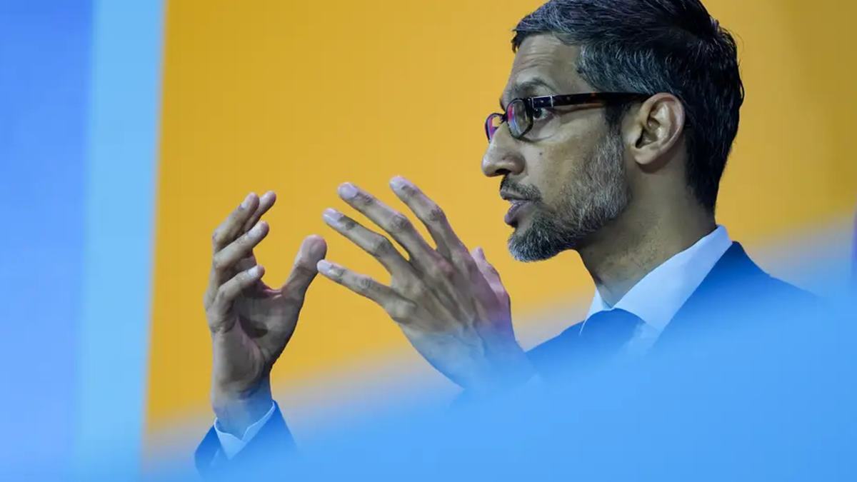 Google plans to let software engineers use AI assistants in job interviews