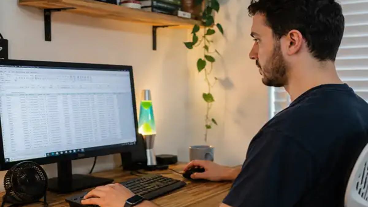 'My workplace introduced a new productivity metric that literally measures how long my mouse isn't moving': The remote worker's story that exposed a crisis hiding in millions of American offices
