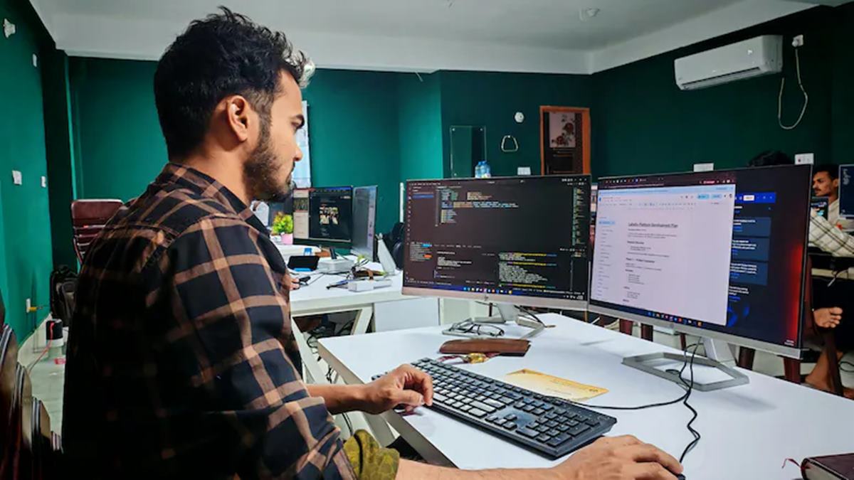Techie Left Scrambling As Startup Wipes Online Presence After Shutting Down: 'What Should I do?'