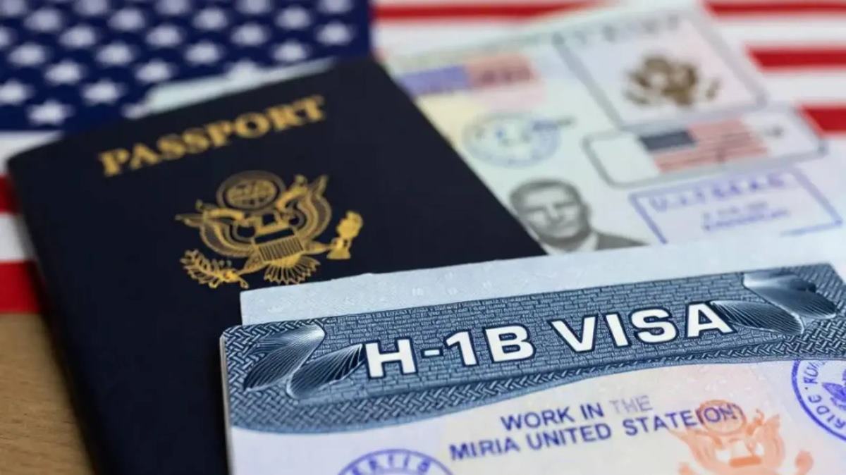 H-1B Chaos: Techie Faces $100K Fee Despite Valid Visa