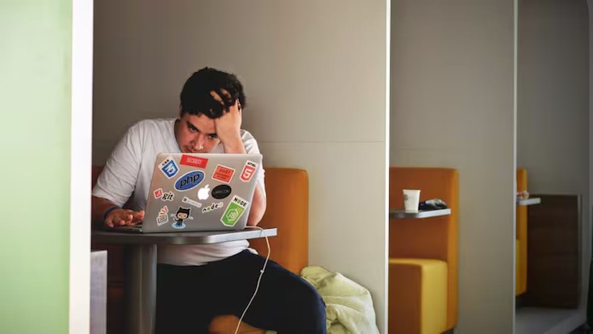 Less pay, less work: Employee says they get what they pay for