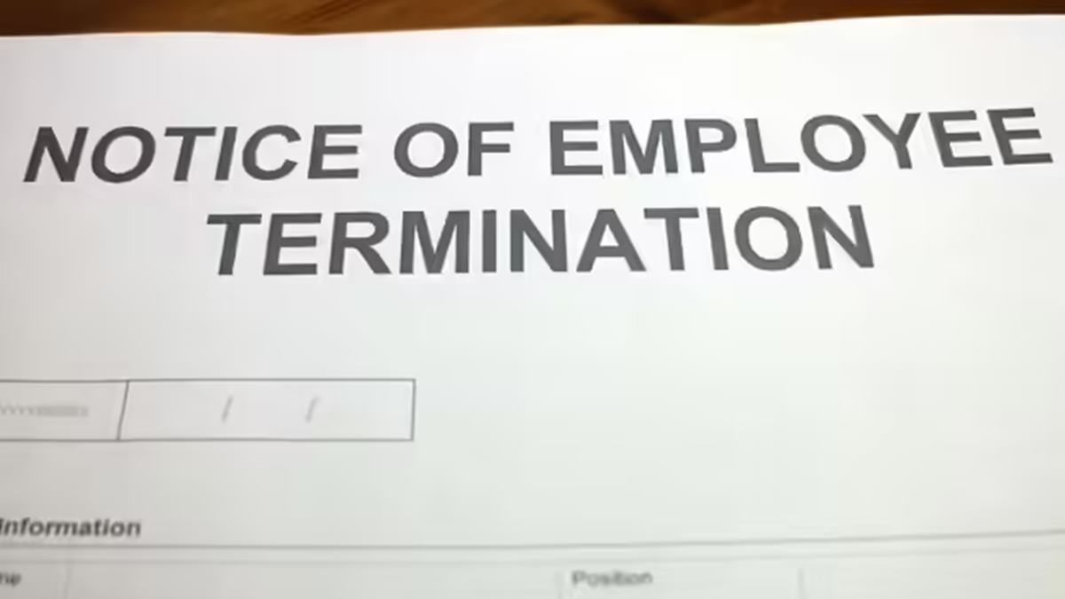 Employee reveals painful medical condition in office, immediately gets job termination threat from boss. 'I made a mistake'