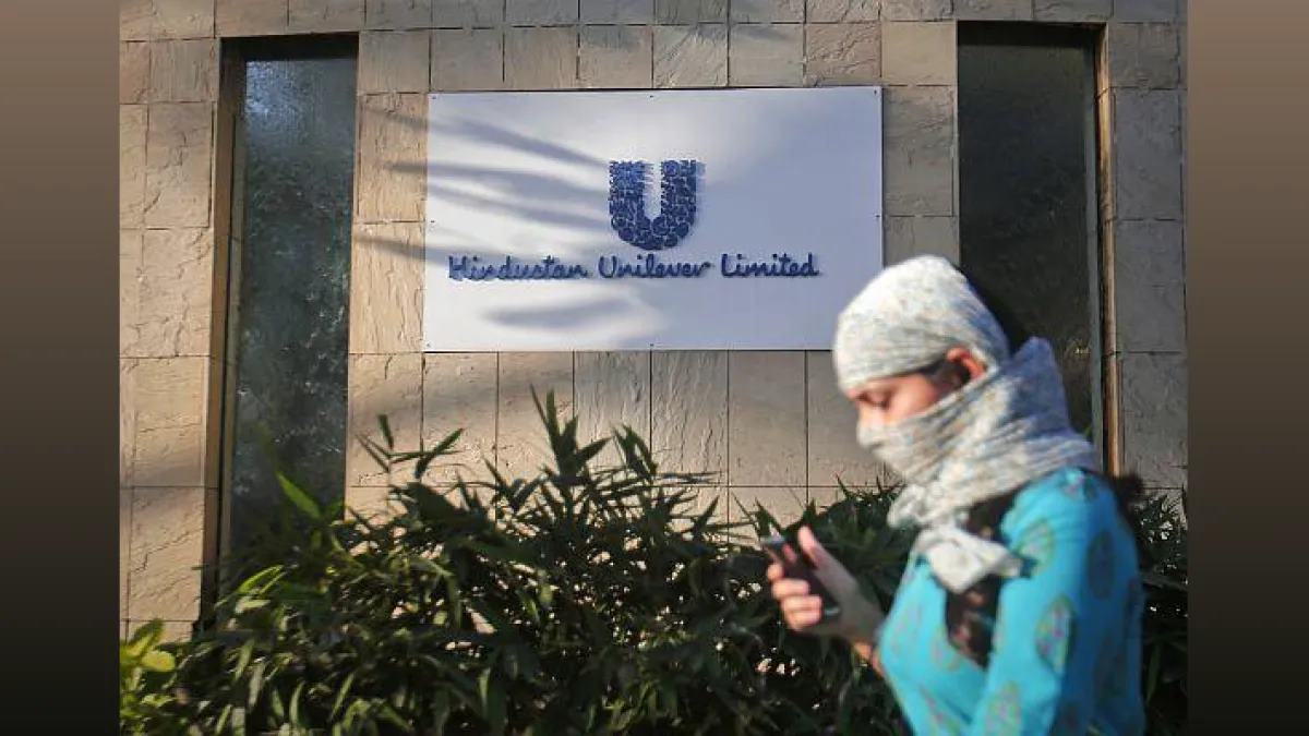 HUL Employee Count Drops 10.7% to 5,898 in FY26