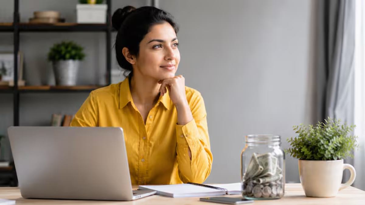 Cut dining, shopping, saved Rs 40K a month: Woman shares how she built Rs 7.2 lakh fund to quit corporate job
