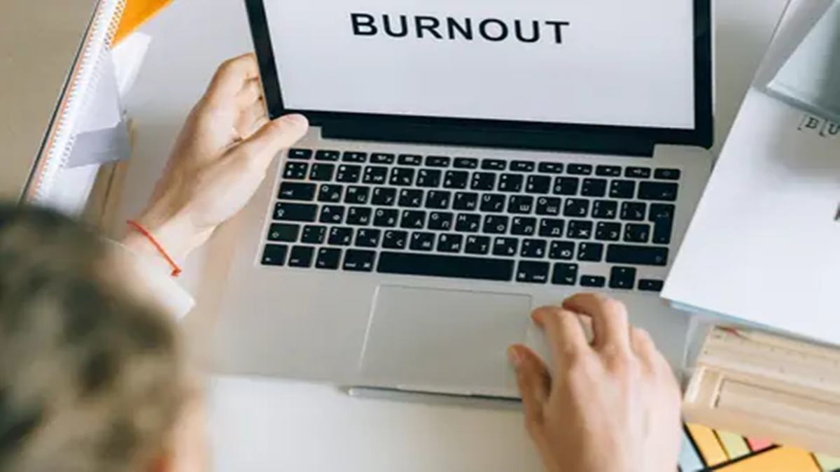 Can ₹2.2 crore in FDs, equity back a career break? Techie seeks advice amid job burnout