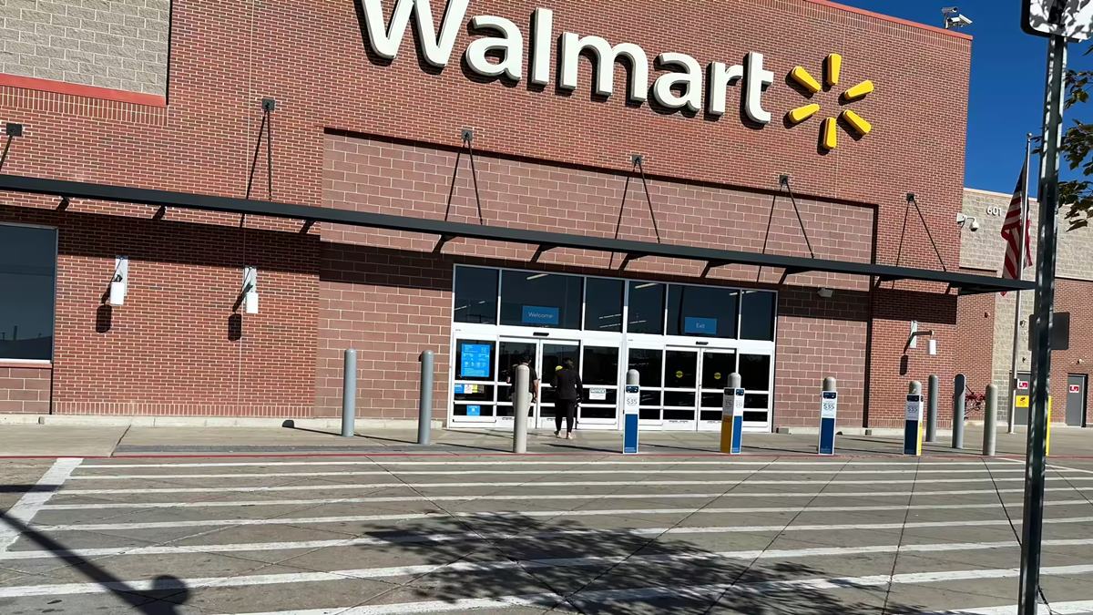 Walmart investors reject AI workplace report as automation expands in the US