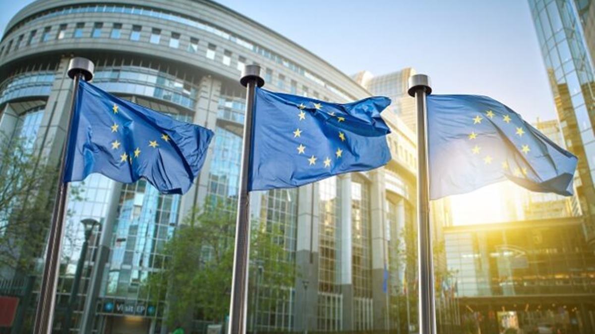 How the EU AI Act impacts global standards for AI in hiring: Expert insights