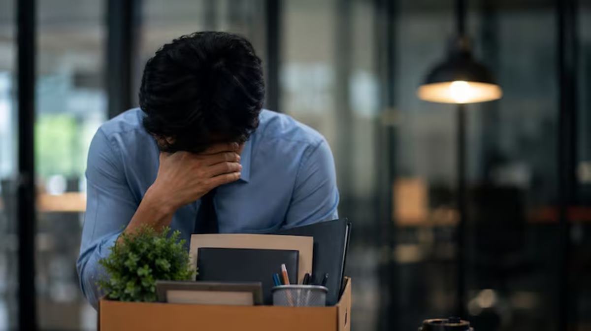 'Self-worth matters': Employee says he lost job after 11 years, internet discusses workplace loyalty